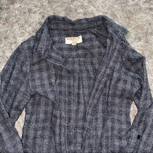 NEW: Grey Long Flannel Shirt - Picture 2 of 3